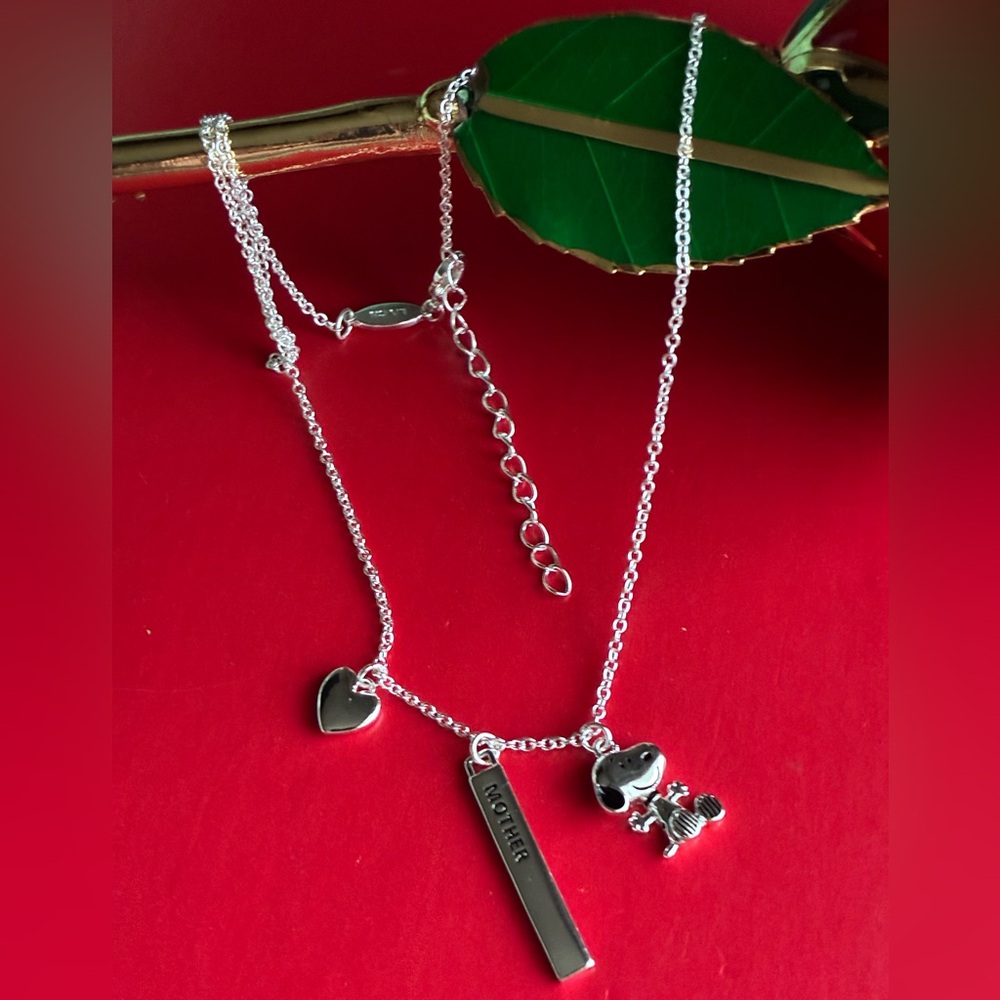 Peanuts Silver Necklace Set with Snoopy Charms - Picture 11 of 16